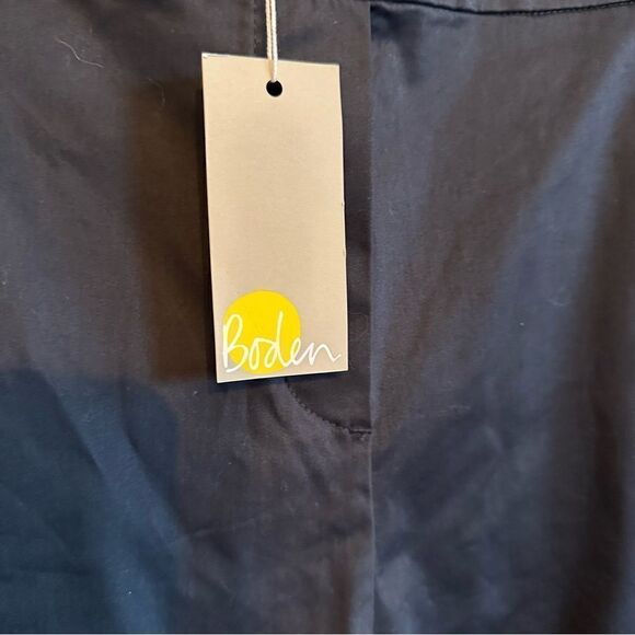 Boden navy glorious British short NWT - Picture 3 of 5